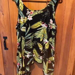 Women’s Tropical Multi Color summer top size 0X